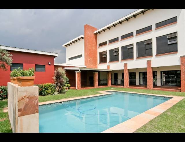 2 BEDROOM APARTMENT FOR SALE IN GREENSTONE HILL